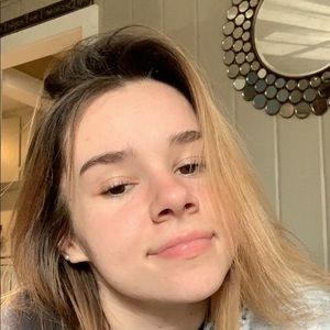 Meet your Posher, Francesca